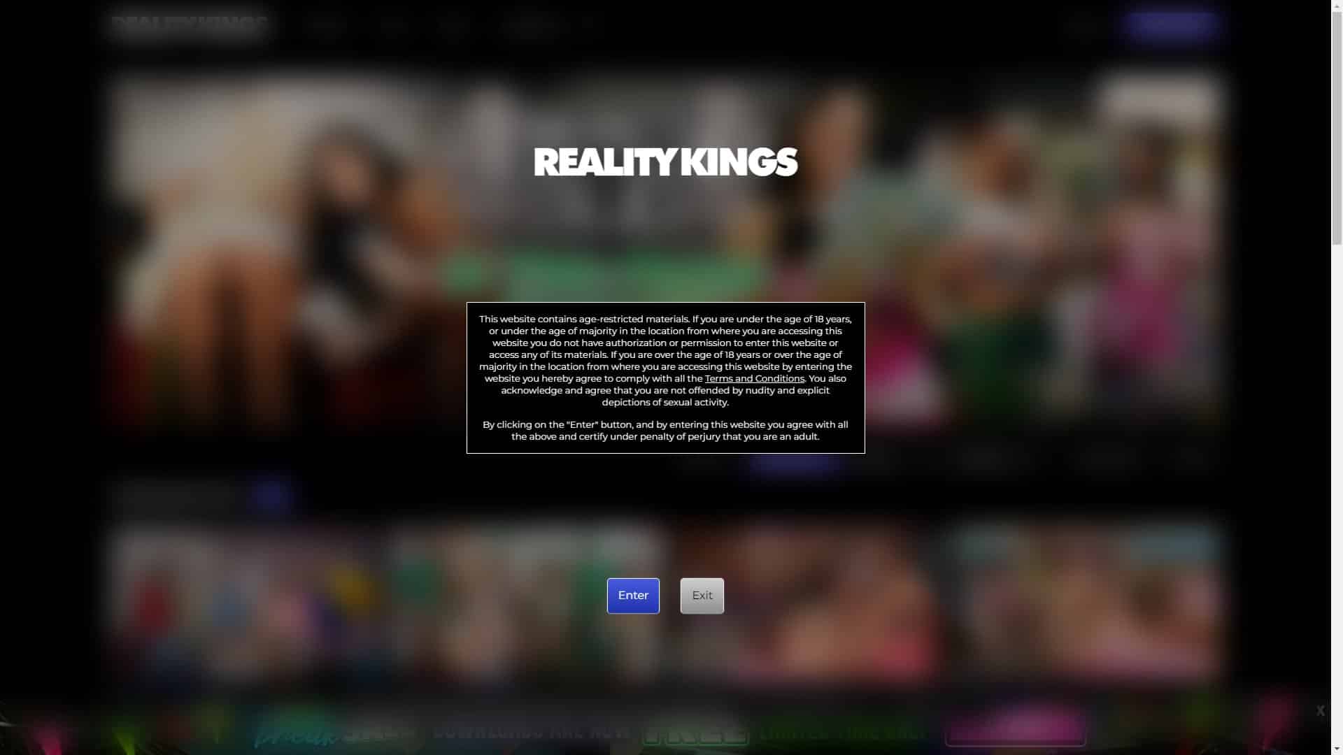 Screenshot of Dare Dorm (18+)